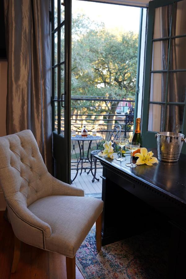 Royal Frenchmen Hotel And Bar New Orleans Esterno foto