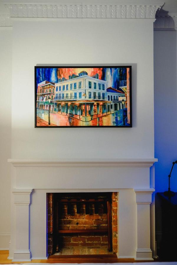 Royal Frenchmen Hotel And Bar New Orleans Esterno foto